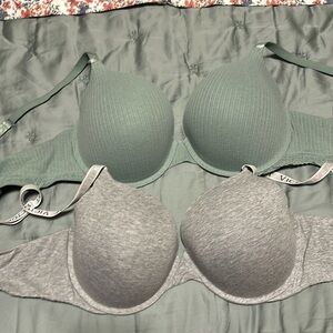 Victoria’s Secret bras